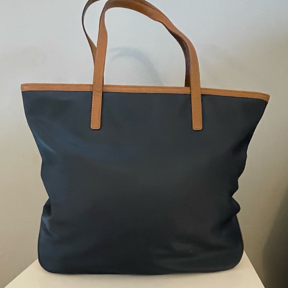 Great condition! MICHAEL KORS Navy Nylon and Brown Leather Kempton Shoulder Tote - Picture 2 of 4